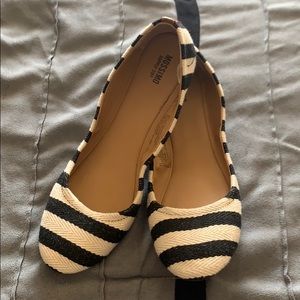 Black and cream/white flats mossimo supply co